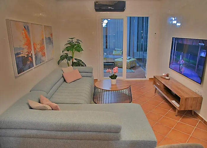 Inhome Apartment